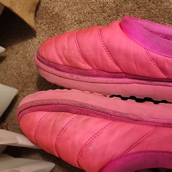 UGG LTA Tasman Thing Slippers - Picture 15 of 16